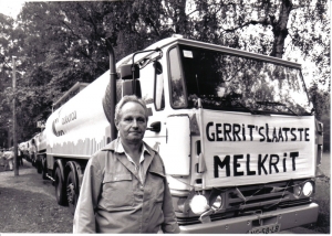 F25 Gerrit Vliem stopt met melkrijden na 40 jaren, 1990
